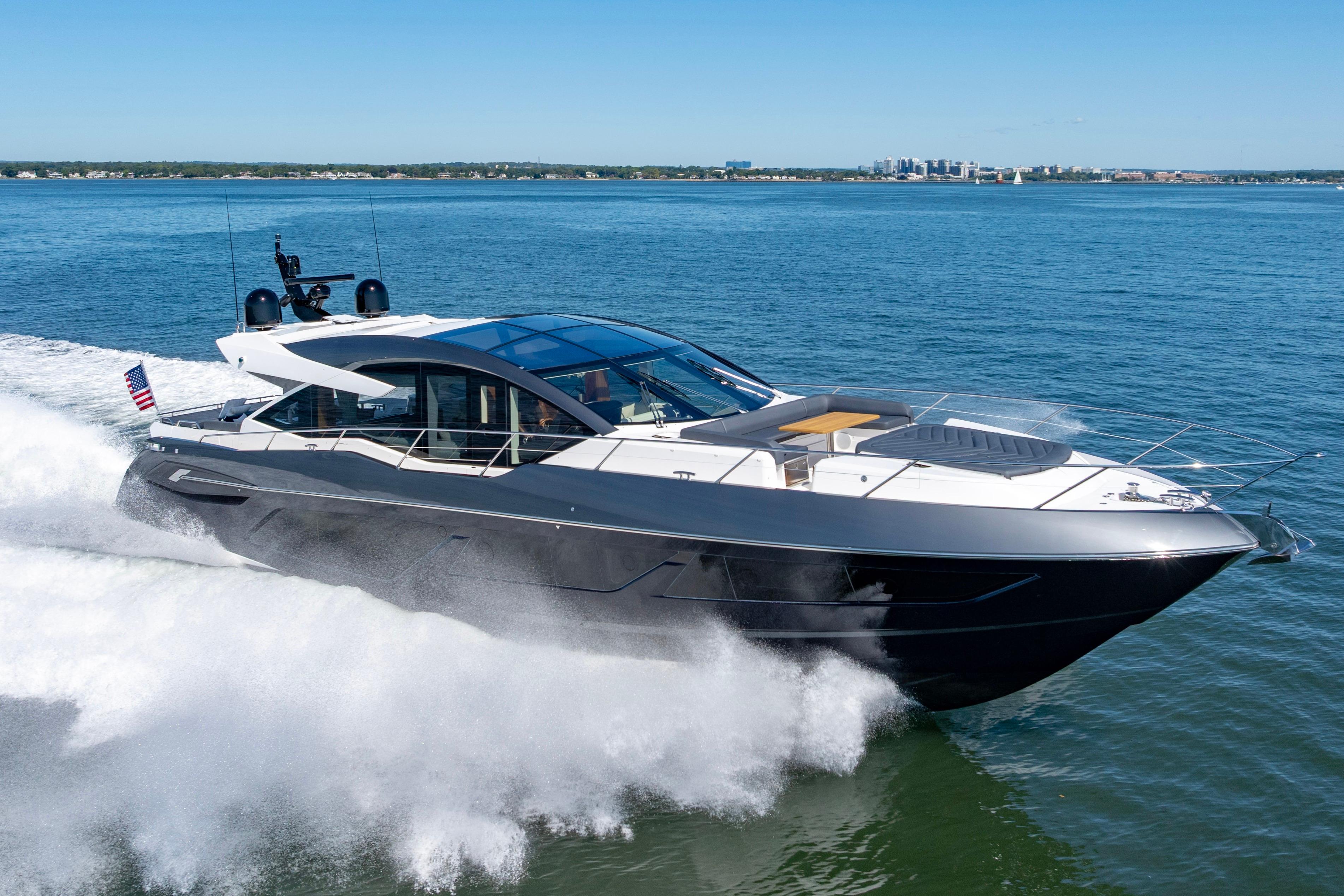 Sunseeker Predator 74 2020 