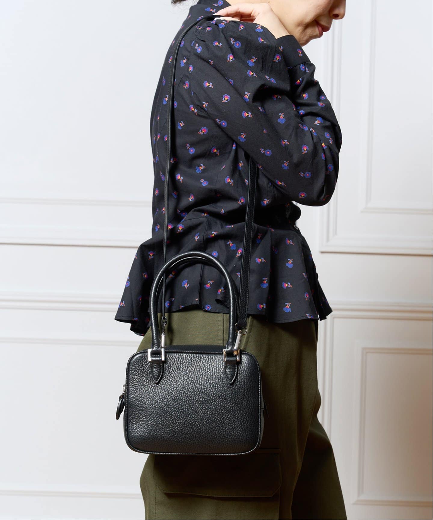 LAURA DI LUCA/ラウラディルカ 】別注ストラップ付きミニショルダー