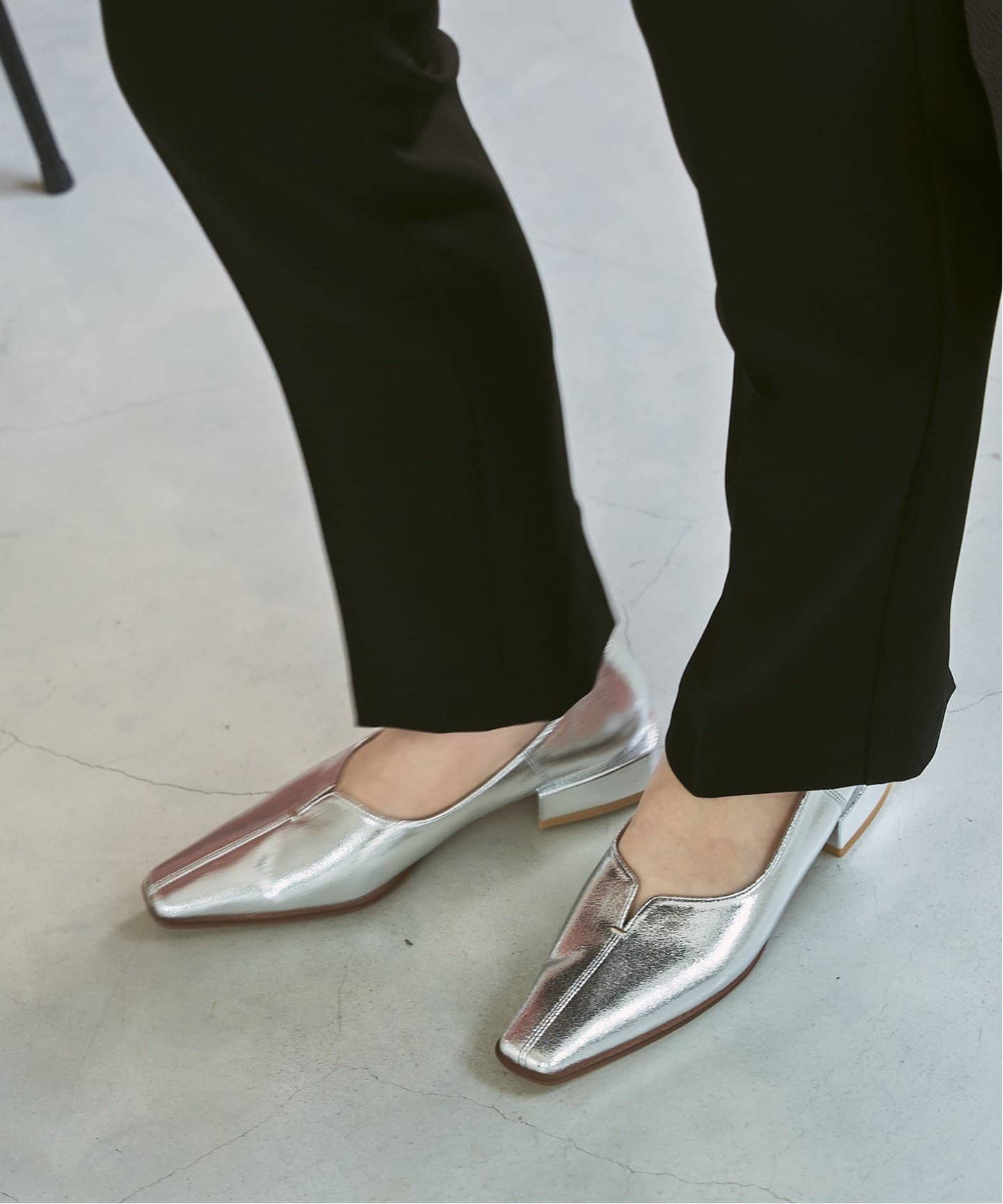 2.5cmスクエアスリットソフトフラット（フラットシューズ）｜LE TALON