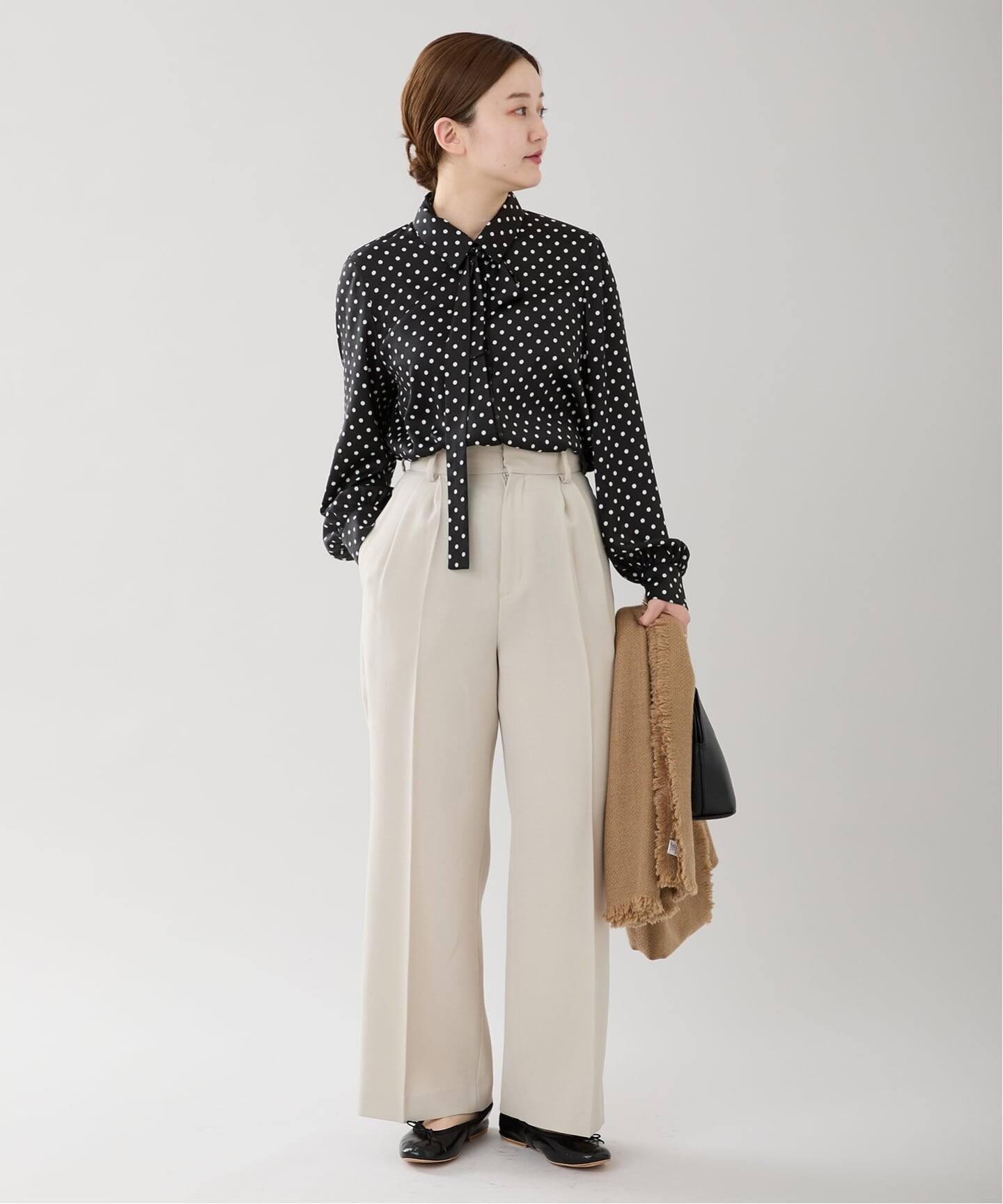 WEB限定/追加2》サテンドットタイ付ブラウス（シャツ／ブラウス