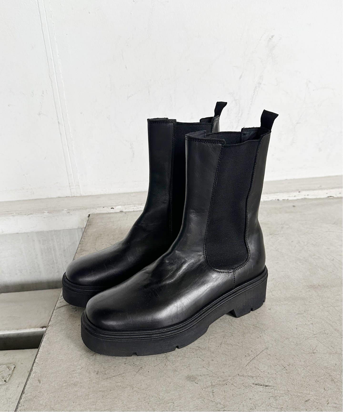 CORSO ROMA 9 / コルソローマノーヴェ】スクエアトゥサイドゴア