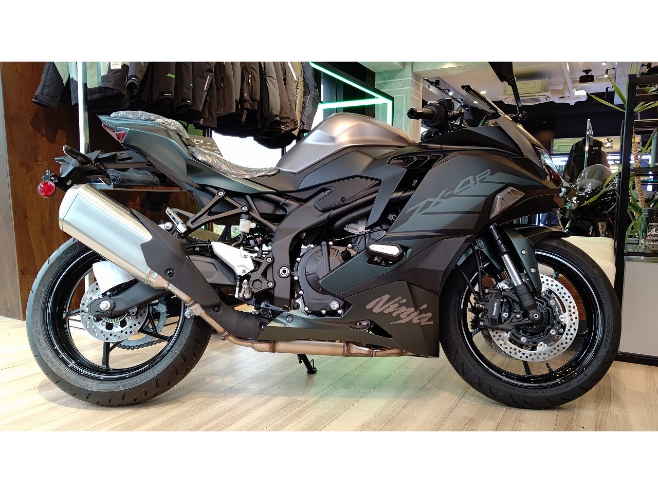 Ninja ZX-4R SE/RR KRT EDITION | BDSバイクセンサー