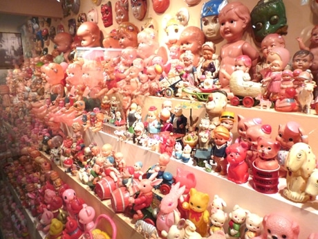 人形の家で「セルロイド」玩具展－北原照久さん所蔵3,000点 - ヨコハマ