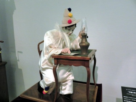 ミシェル・ベルトランのオルゴール付きからくり人形「手紙を書くピエロ