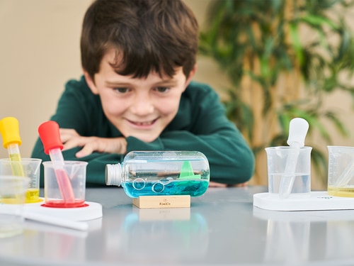 SOWC_Oil_and_Water_Shop_01441_