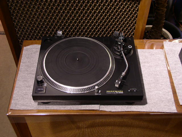 DJ-2550 marantz - HiFi-Do McIntosh/JBL/audio-technica/Jeff Rowland