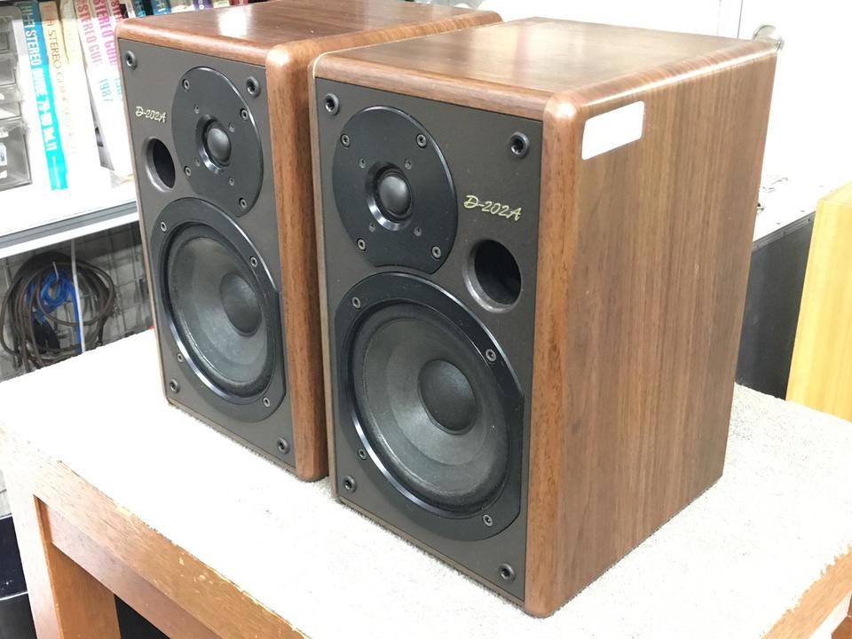 定価︰￥64,000・1996年】ONKYO D-202AII スピーカー 定価︰￥64,000