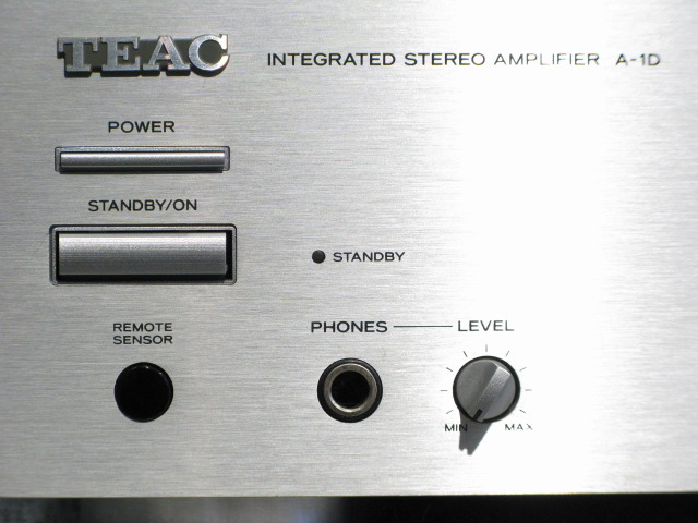 く*ん様 TEAC A-1D プリメインアンプ シルバー く*ん様 TEAC A-1D