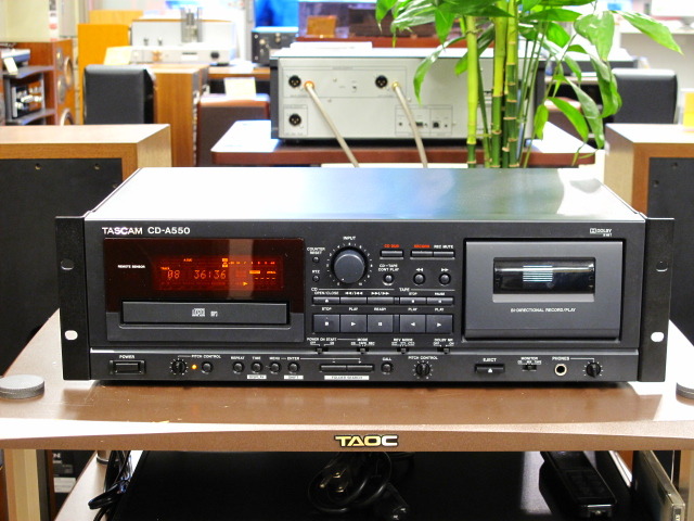 ラジオ・コンポ TASCAM CD-A550 No.2 CD-A550 | 業務用CDプレーヤー