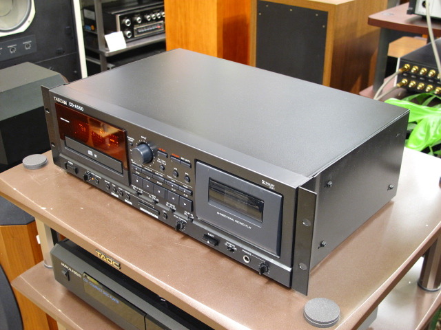 ラジオ・コンポ TASCAM CD-A550 No.2 CD-A550 | 業務用CDプレーヤー