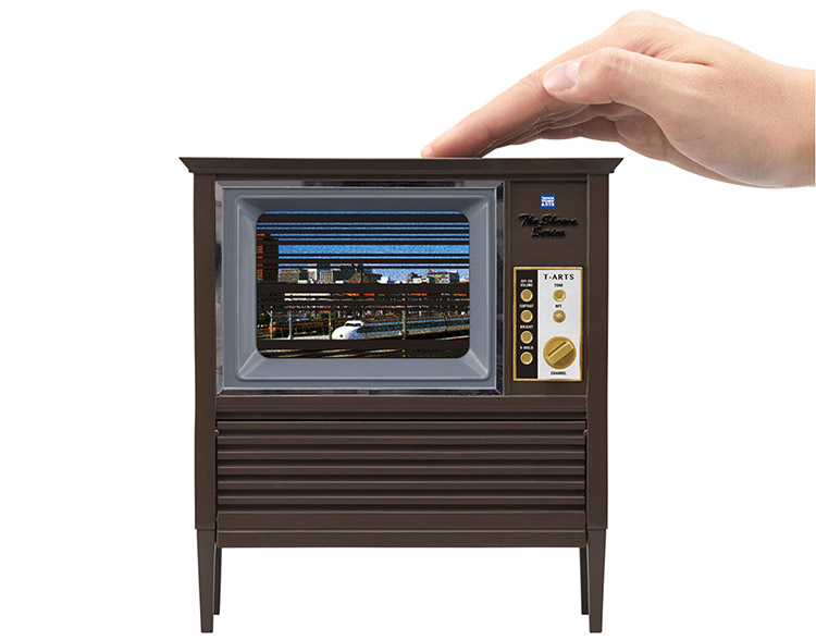 テレビの砂嵐は叩いて直す！ 実際に使える昭和家電ガジェットに胸熱