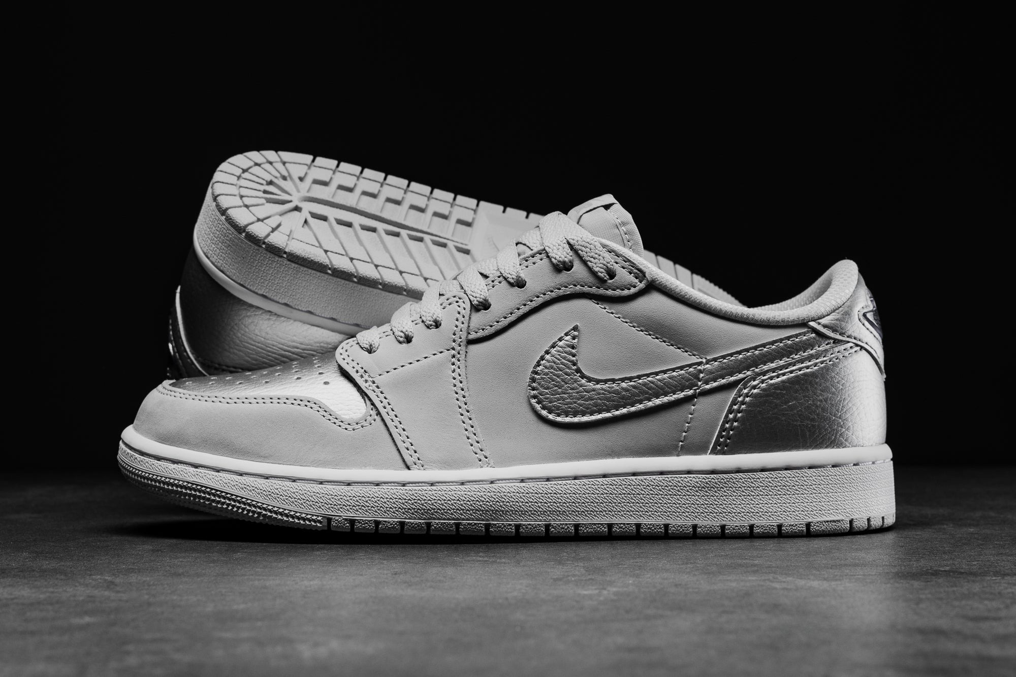 Air Jordan 1 Retro Low OG Metallic Silver CZ0790-002 | More Sneakers
