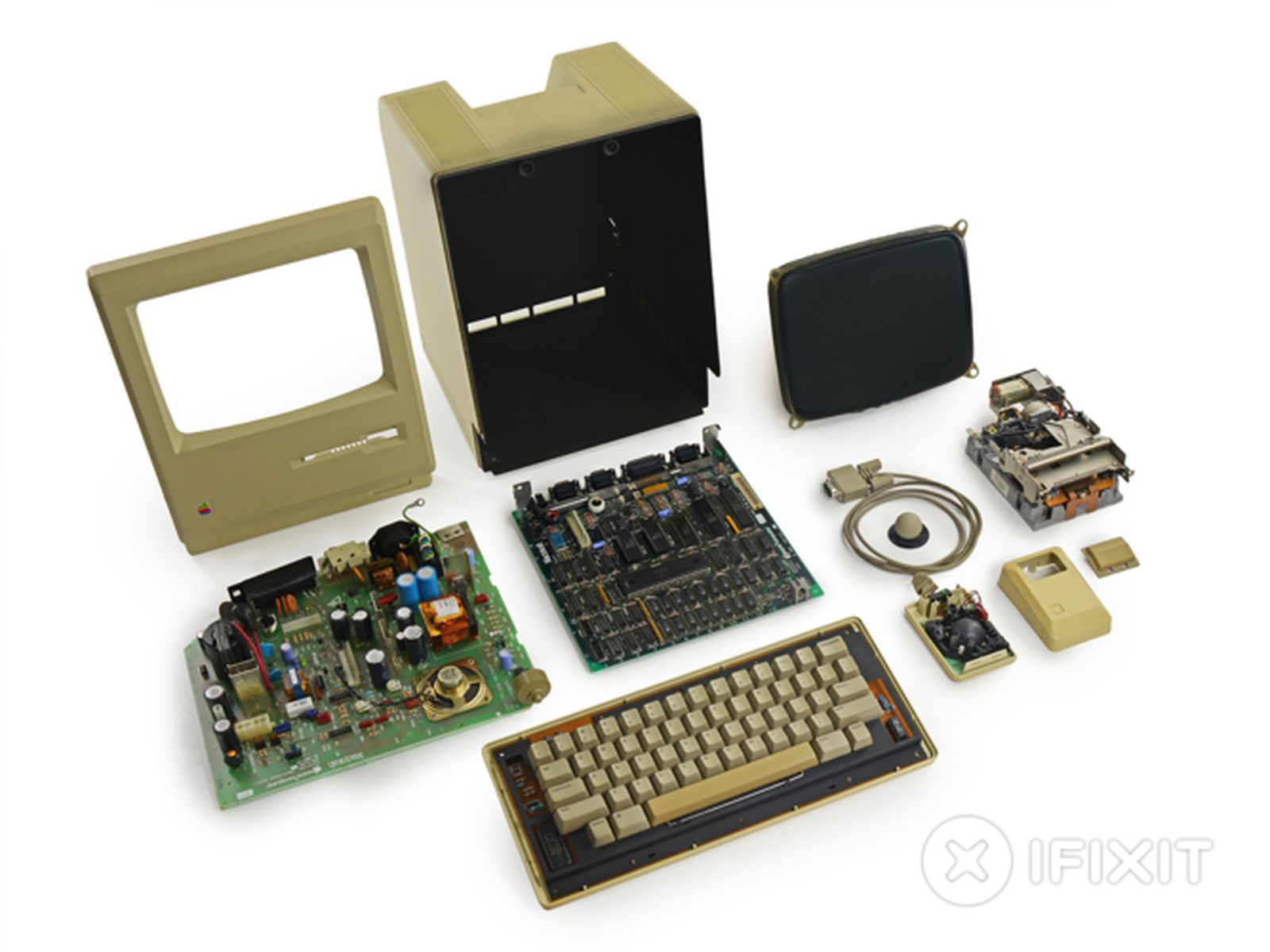 Teardown of Original Macintosh 128K Shows How the Mac Has