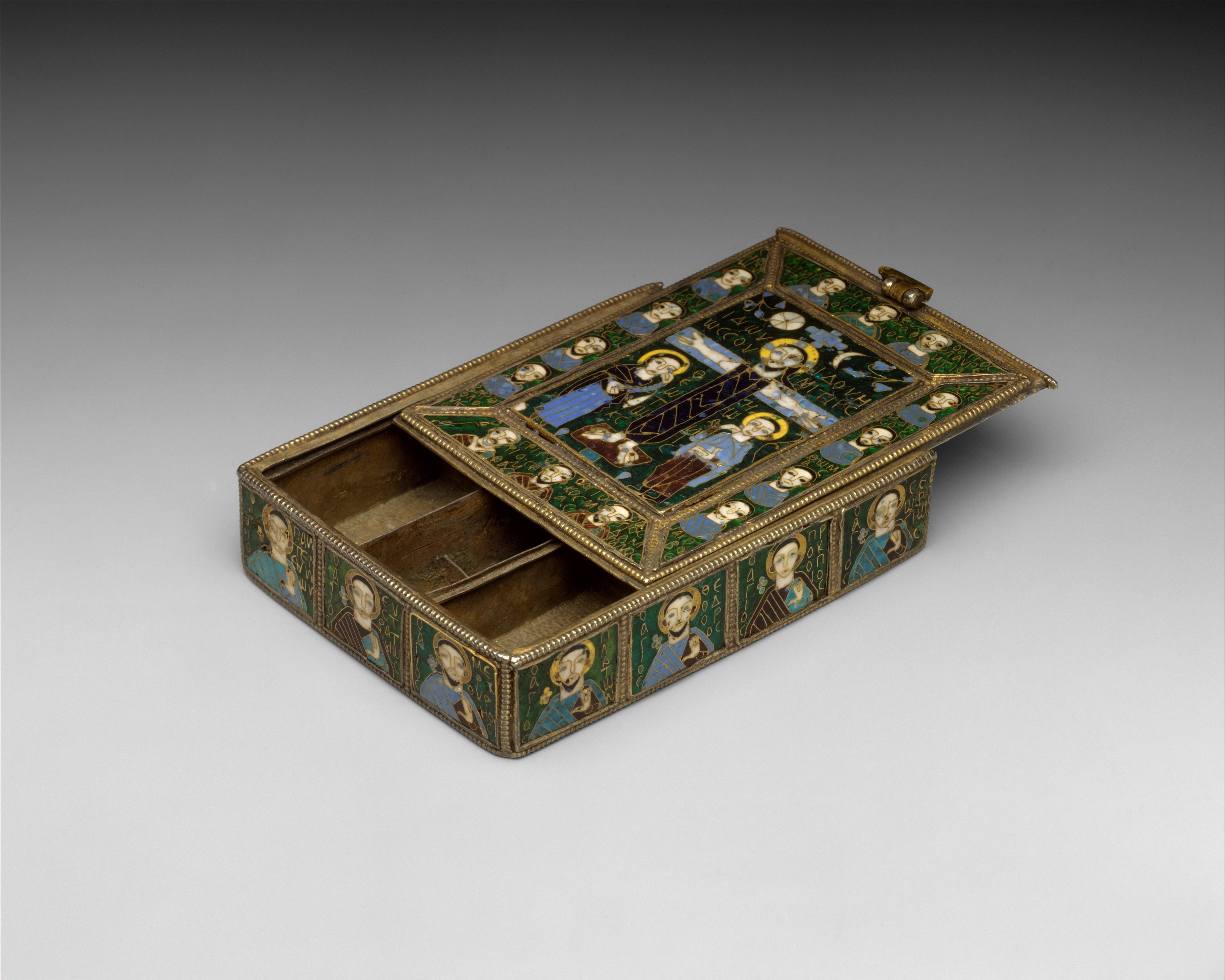 聖教新聞 建物デザイン 金メダル ケース付き 2026年最新】聖教新聞