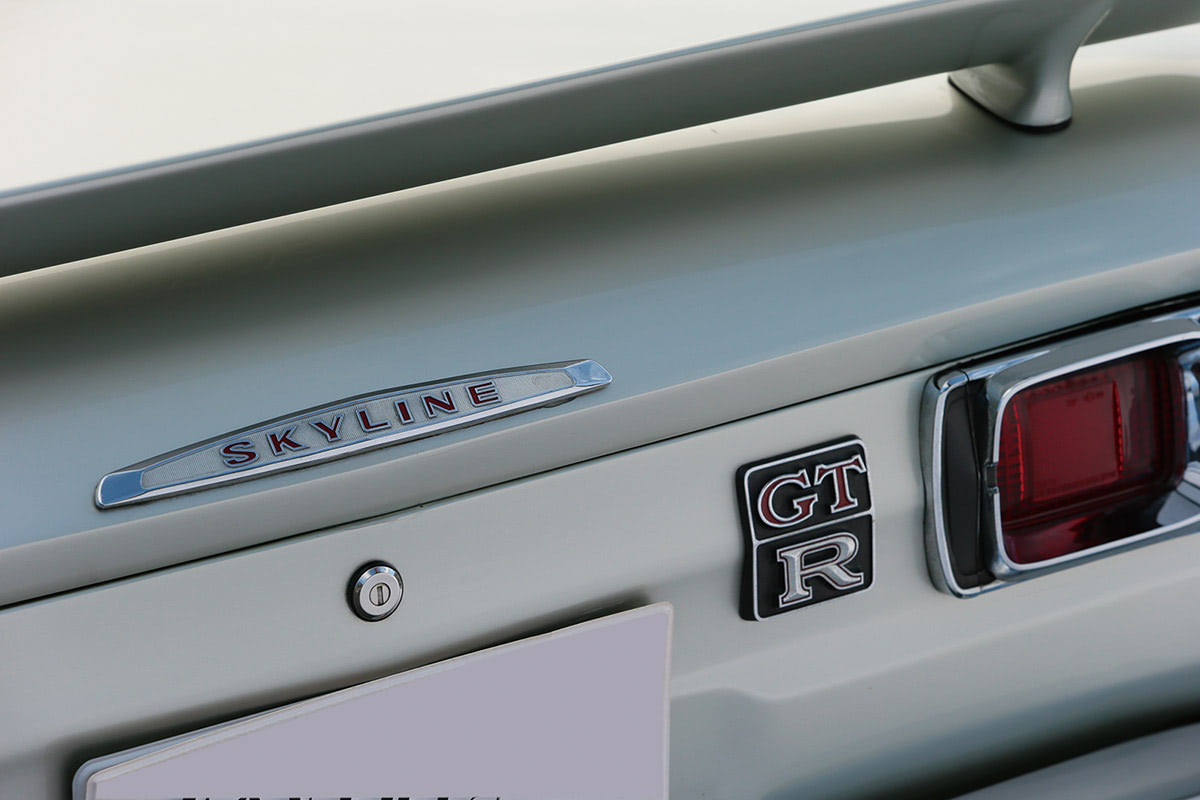この3台のハコスカの中に、本物のGT-Rに混ざって1台だけ「R仕様」が【1