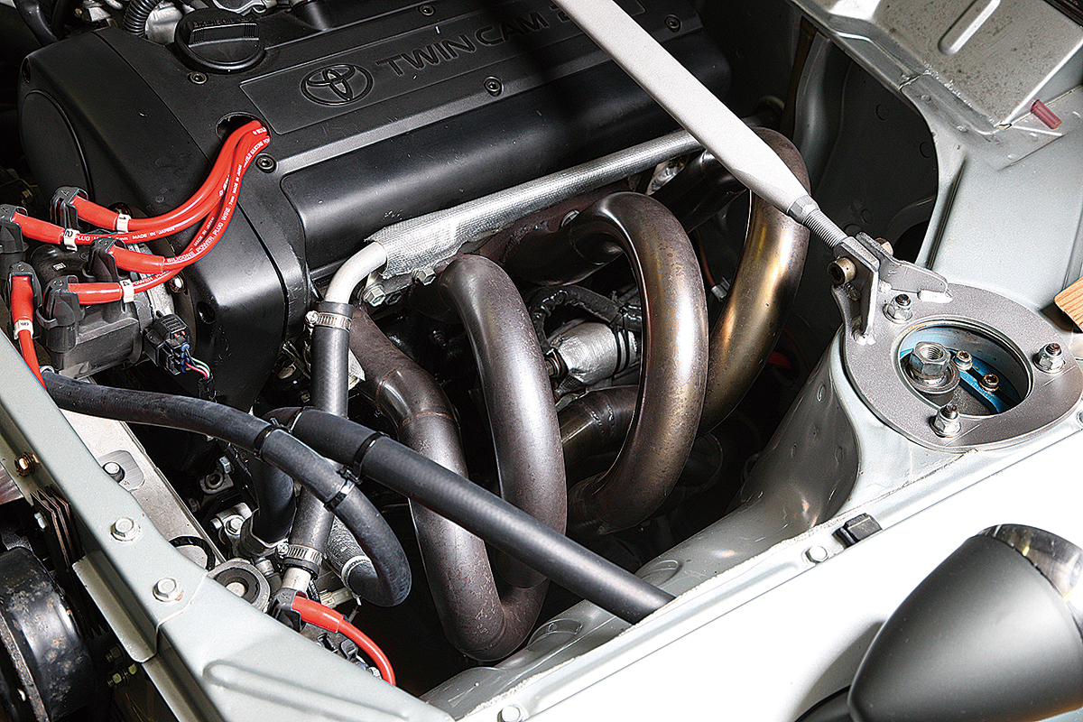 20バルブ！ AE111レビンのエンジンで、ファミリーセダンが強心臓の快適