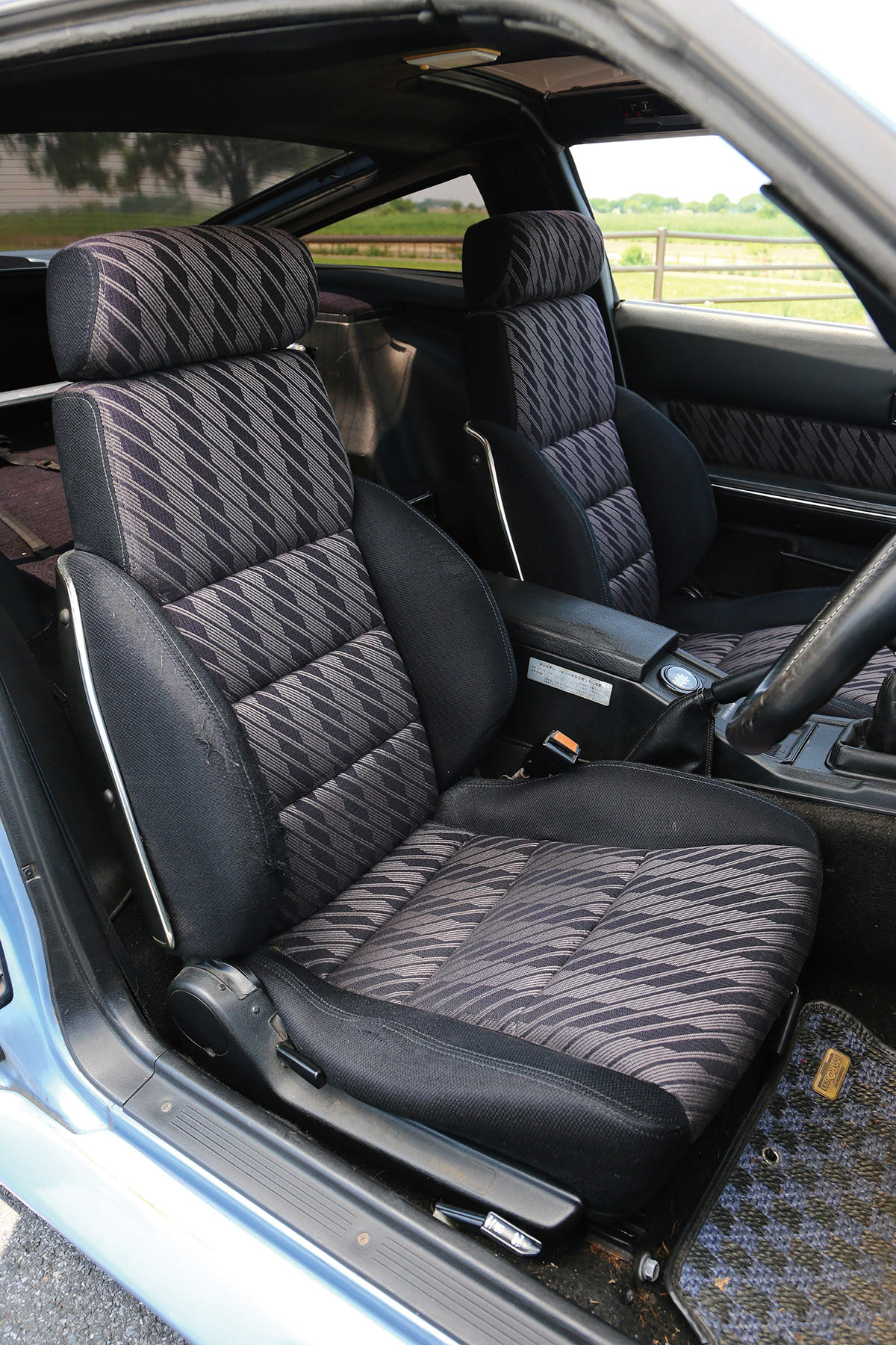 V型エンジンへの全面刷新から再びの直6搭載へ 〜2014〜｜1987年式