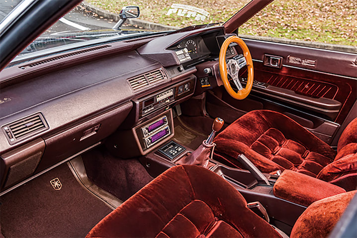 純正フェンダー死守してマス!!】激低車高で極太リムを履きこなすGX71