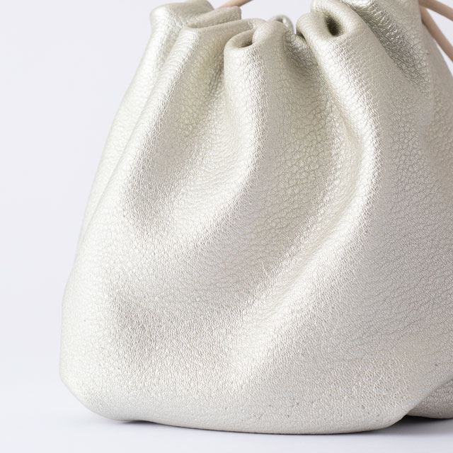 WEB限定】Inswirl KINCHAKU BAG MEDIUM｜かばん｜中川政七商店 公式サイト