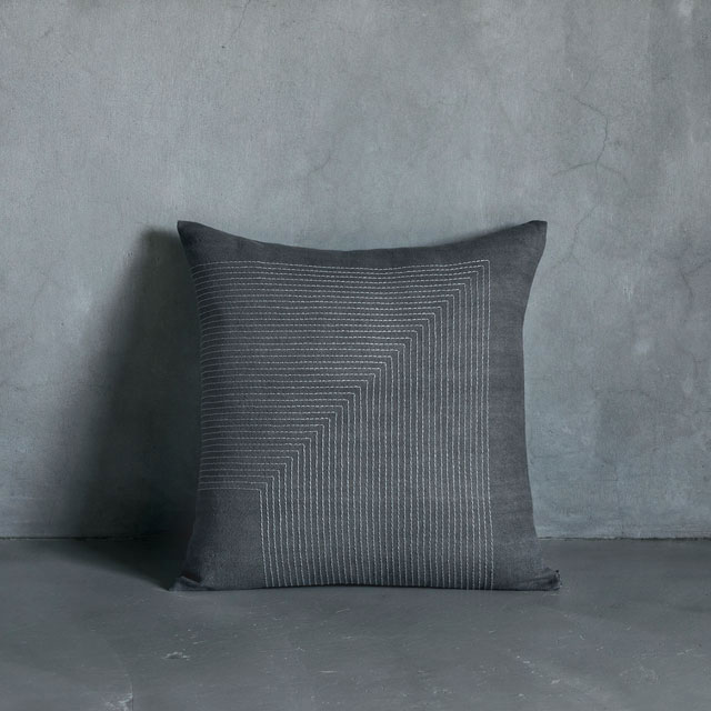 くらしの工藝布 刺し縫いのクッションカバー｜家を装う｜中川政七商店