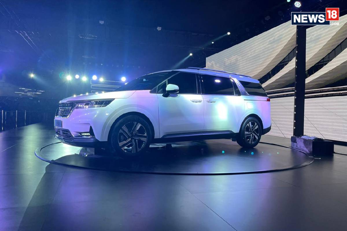 Next-gen Kia Carnival MPV in Pics: See Design Features and More