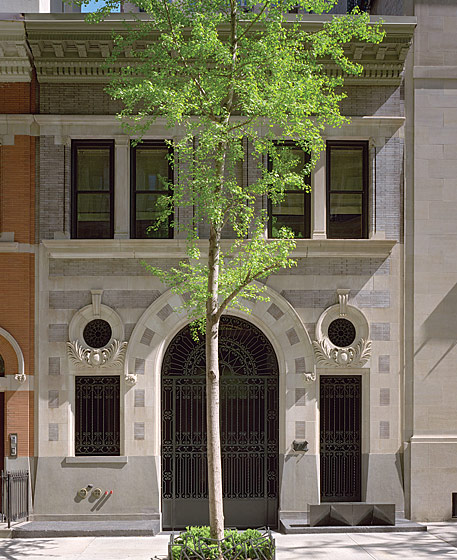 Justin Davidson on Adam Lindemann and Amalia Dayan's David Adjaye