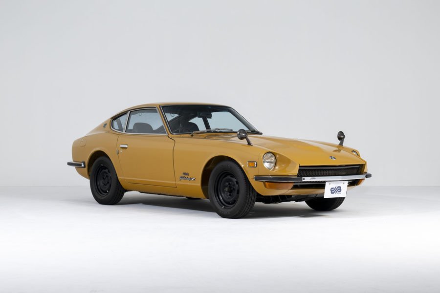 1971 Yellow Nissan Fairlady Z432 PS30 For Sale in Japan — Supercar