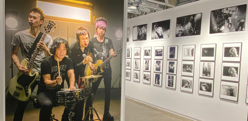 ザ・クロマニヨンズを撮り続けた写真家・柴田恵理の写真展が開催中