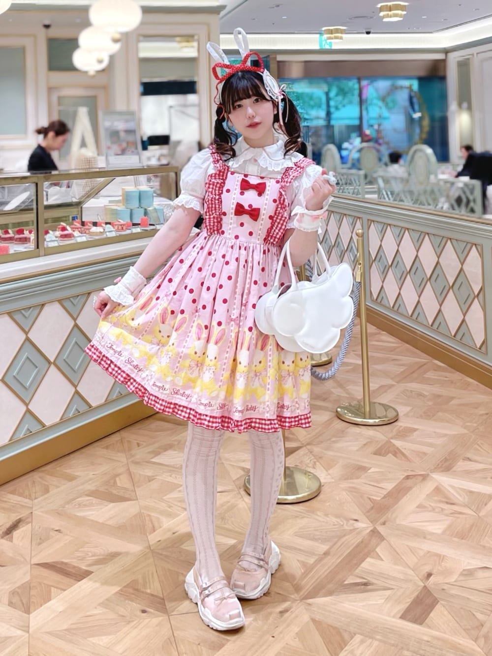 新品タグ付き シャーリーテンプル チェック柄フリルセットアップ 150cm