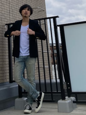 スリム ナロー セルビッジ ジーンズを使った人気ファッション