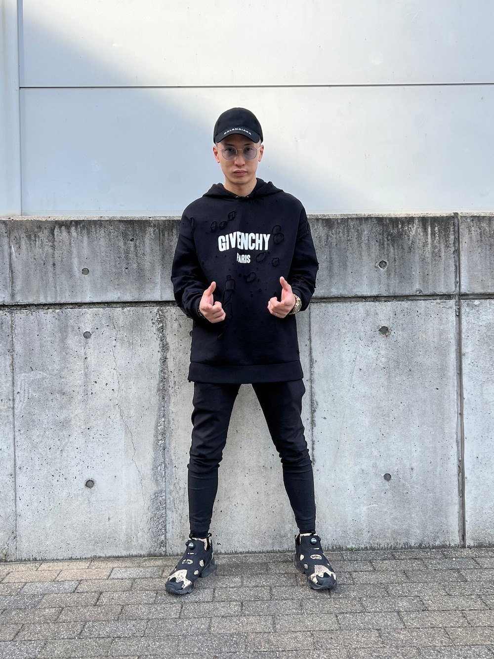 GIVENCHY ジバンシー デトロイトスウェット ブラック ダメージ加工