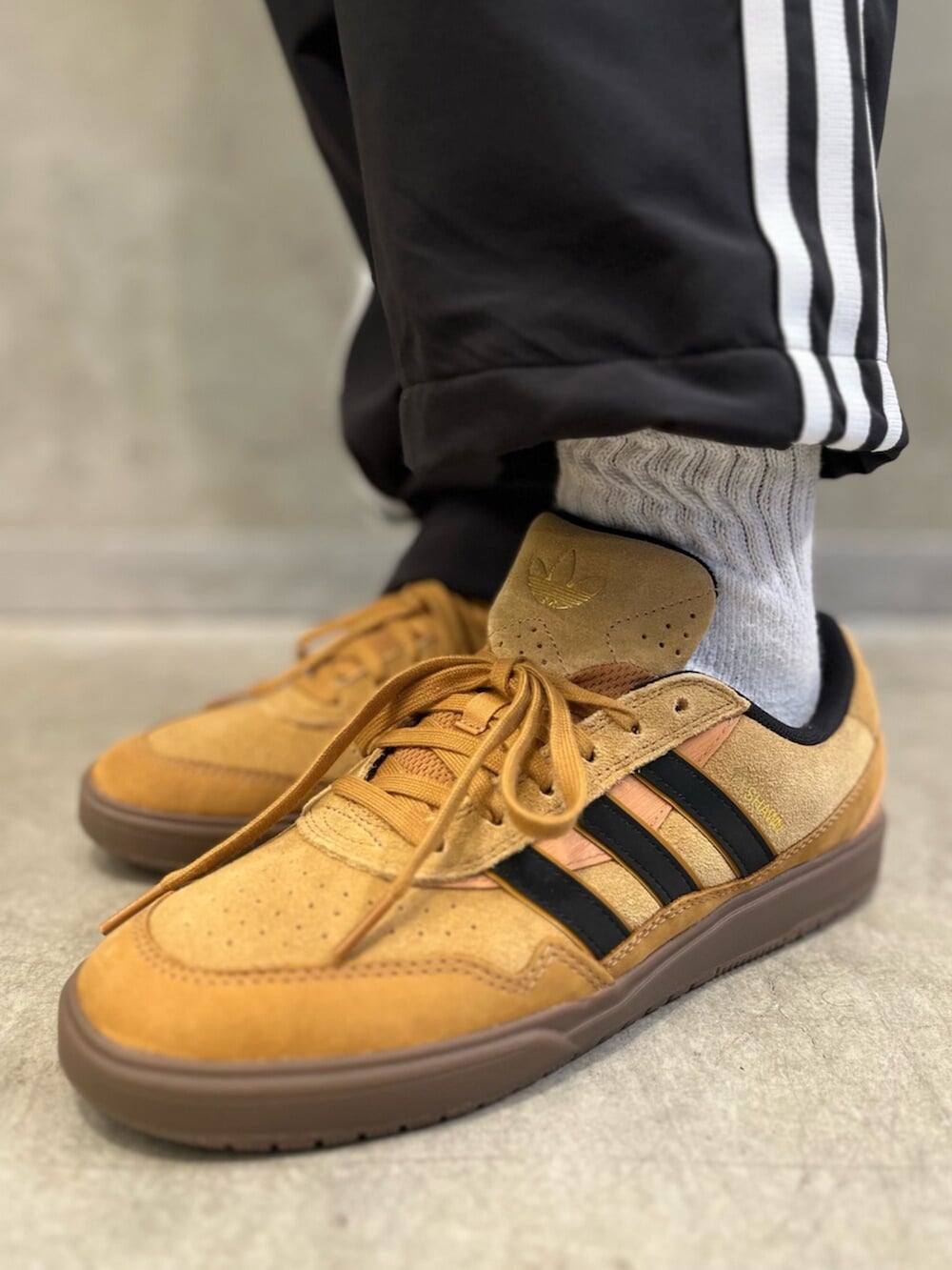 タイショーン II / Tyshawn II、トラックパンツ（ジャージ）の