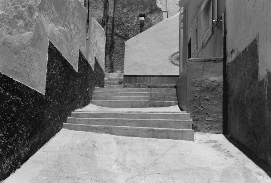 松江泰治、幻の重要作品「ANDALUCIA 1988」がTARO NASUで展示 | NEWS