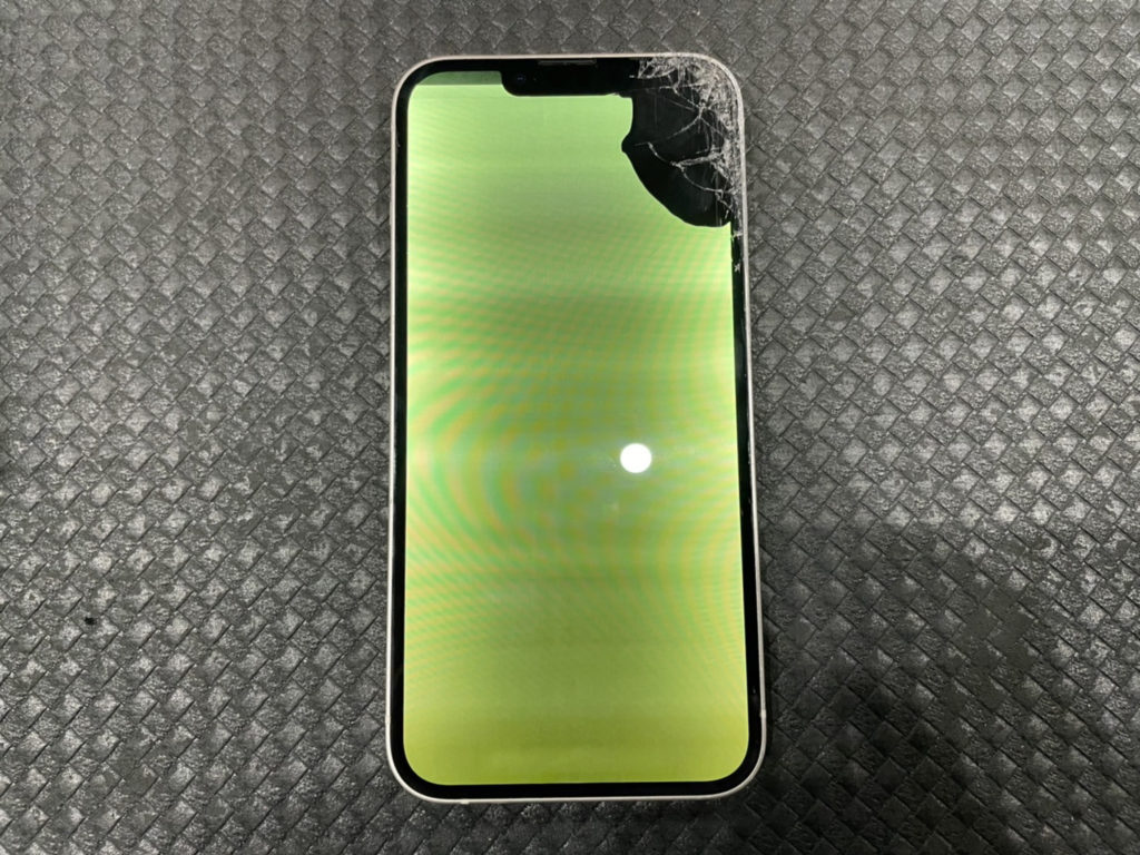 iPhone 13 画面割れ修理（つくばみらい市より来店） - iPhone修理は