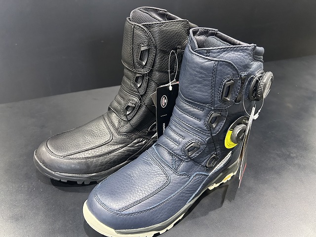 一部サイズのみ＞ガルドブーツ ネイビー入荷！：KUSHITANI 三鷹店