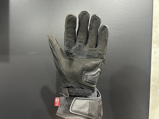 アウトドライアドマイヤーグローブ入荷♪！：KUSHITANI 三鷹店