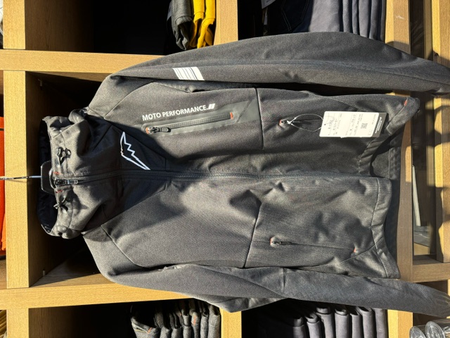 入荷速報≪2024年FW新作≫K-1352 ミッドパーカーが入荷いたしました