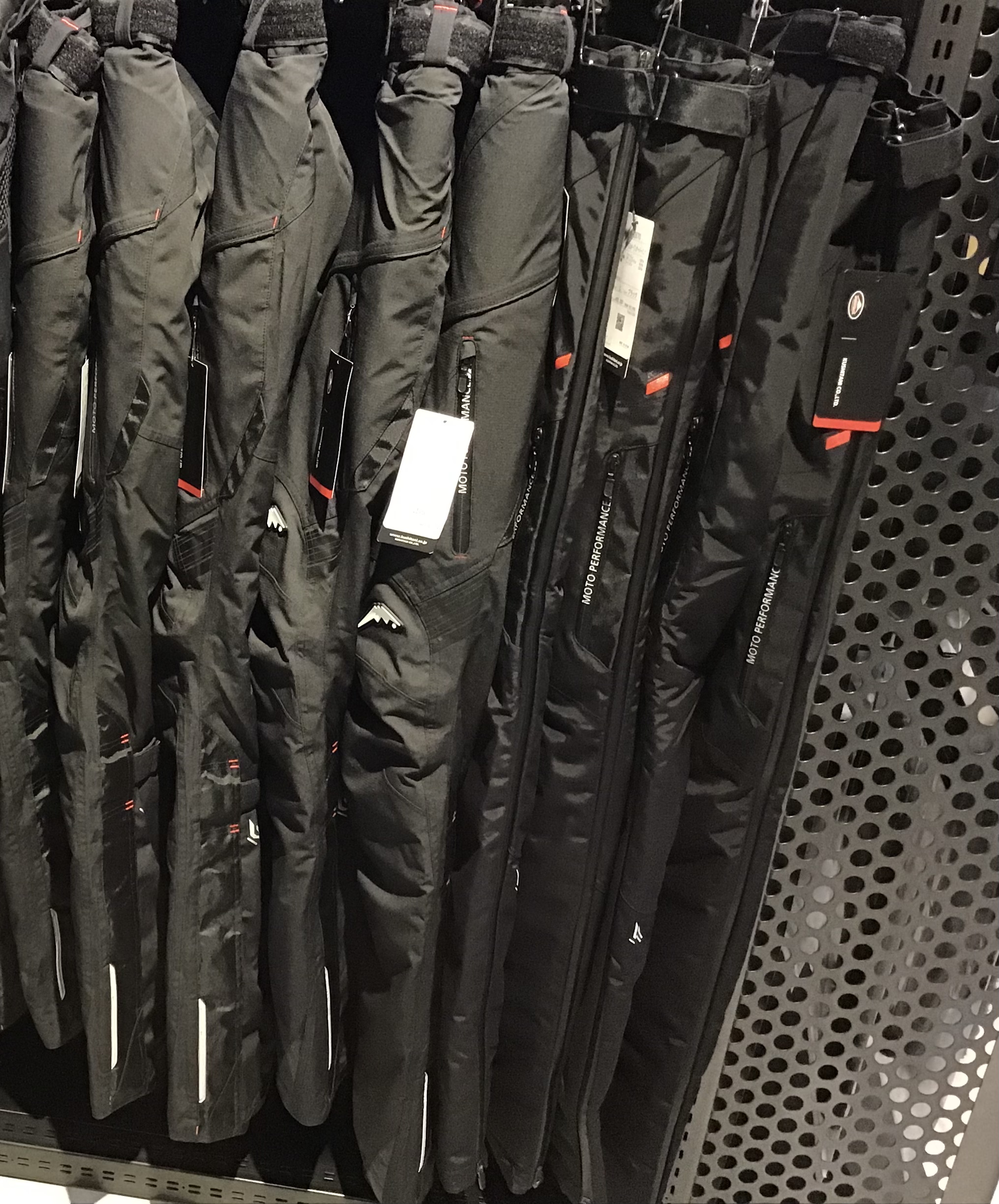 入荷速報≪2024年FW新作≫K-2860：アロフトパンツが入荷いたしました