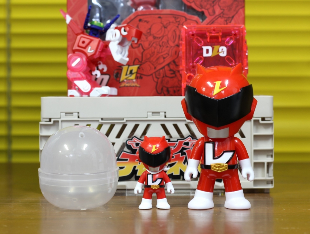 ベネリックカプセルトイさんより レオンチャンネル カプセルフィギュア