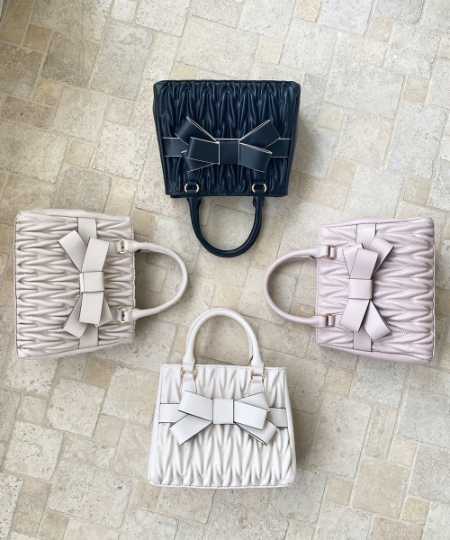 クラシカルスクエアリボンバッグ/MAJESTIC LEGON(マジェスティック