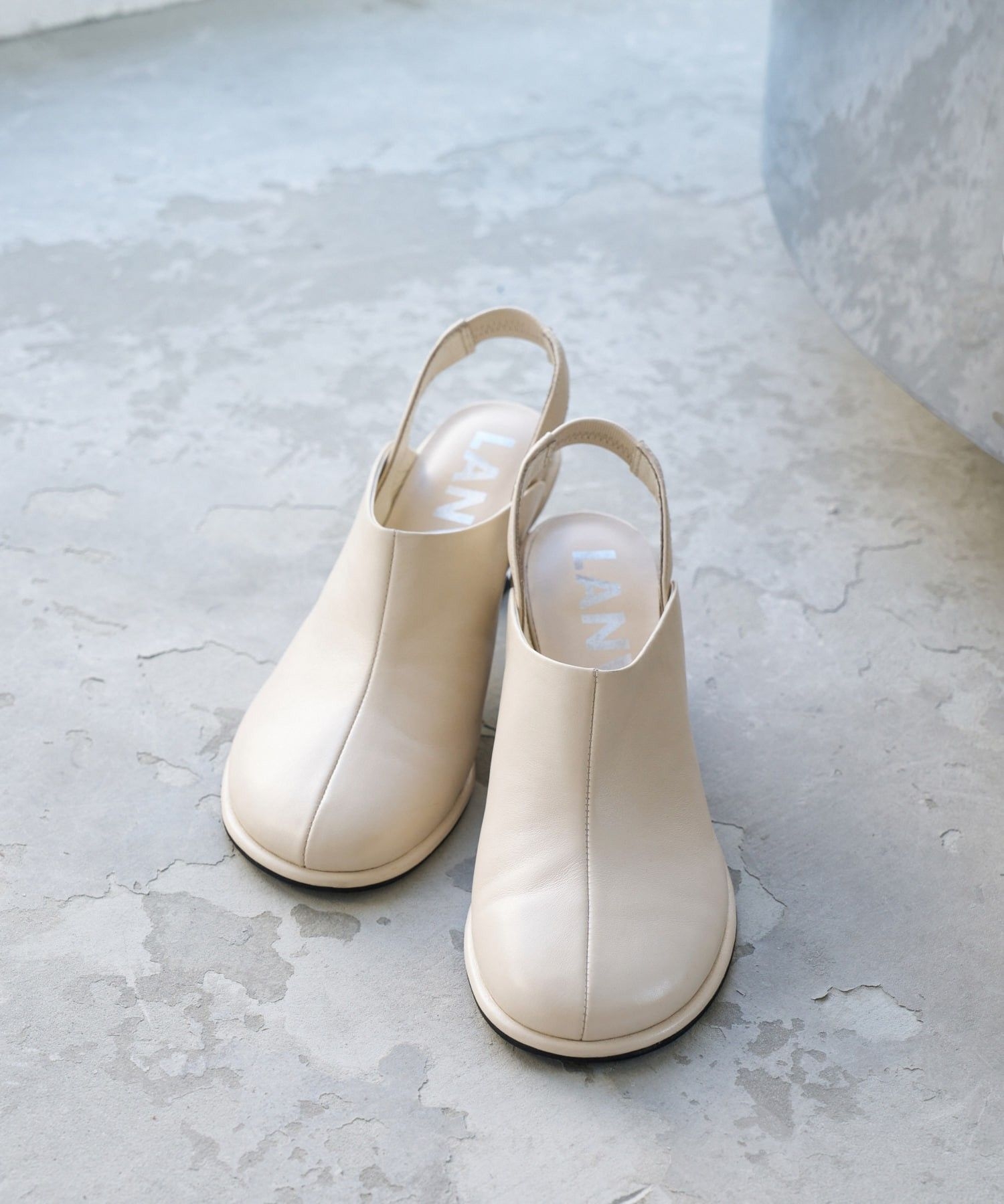 バックストラップサンダル|LANVIN en Bleu | LANVIN en Bleu