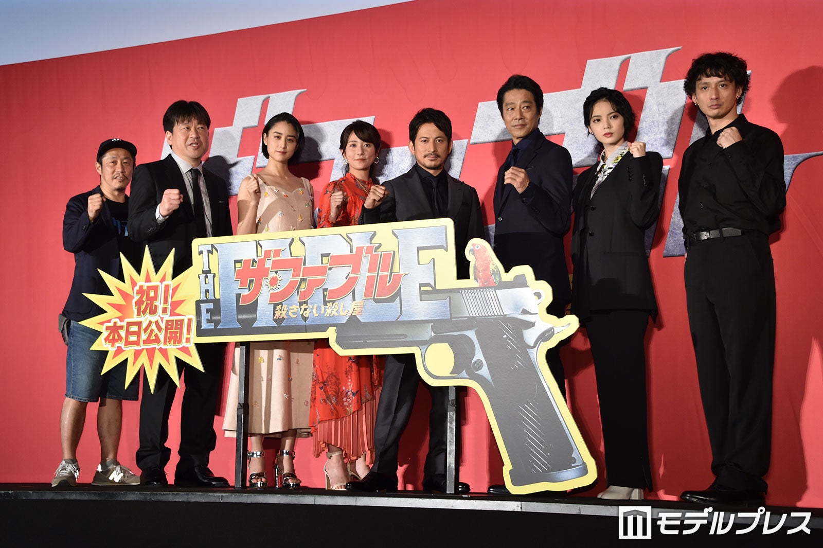 V6岡田准一、田中圭の主演映画を“宣伝返し”「田中くんは昔バディを組ん