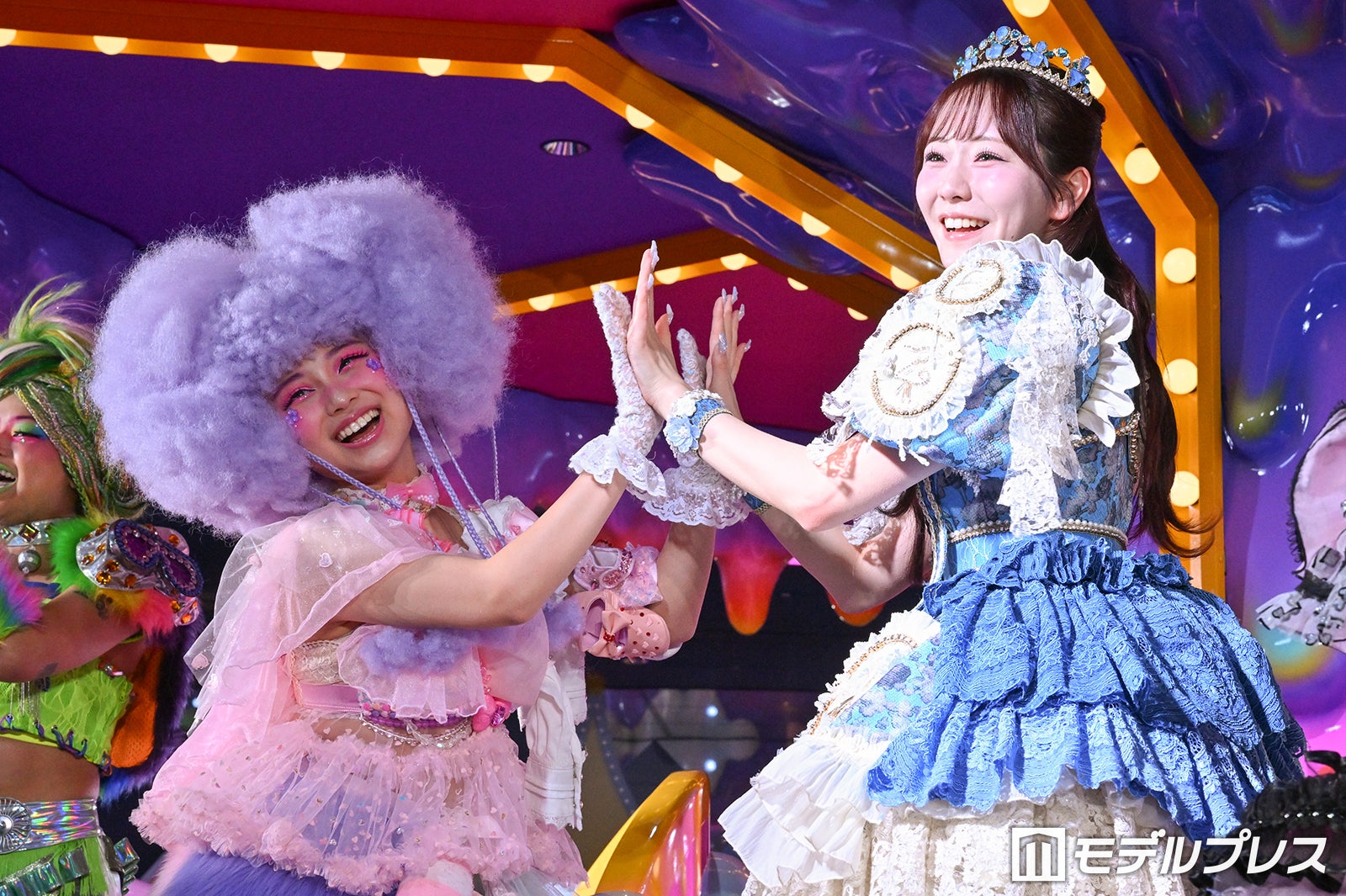 FRUITS ZIPPER真中まな、CANDY TUNE福山梨乃＆村川緋杏の食レポ聞き