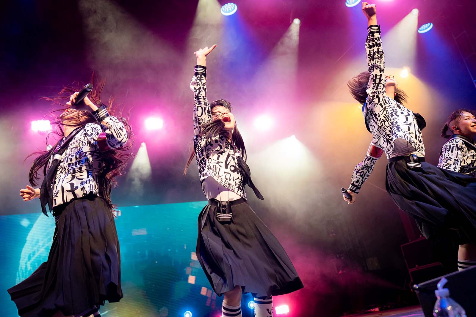 新しい学校のリーダーズ「コーチェラ」GOBI STAGE2週連続大トリ登場