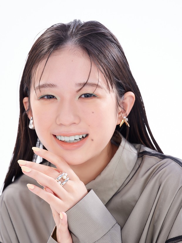 私立恵比寿中学・小久保柚乃さんがメンバーカラーのライトグリーン