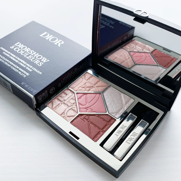 限定Diorアイシャドウ857ローズオーガンザを徹底レビュー | 集英社の