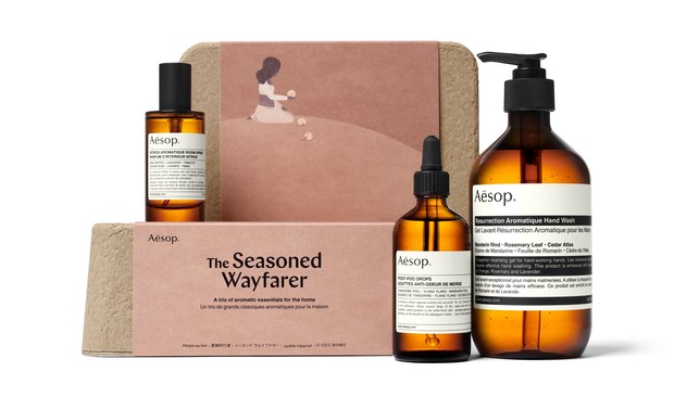 Aēsop（イソップ）からハンドソープ・ハンドクリームなどがセットされ