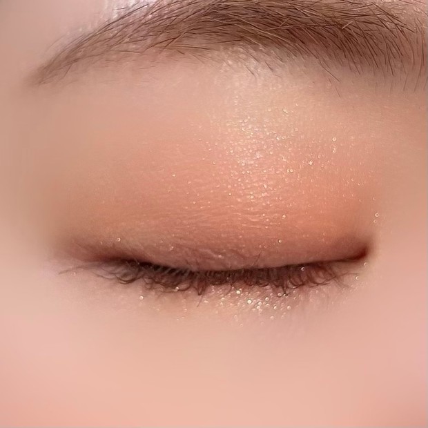 シャネルの春コスメが可愛すぎる！「レ キャトル オンブル384