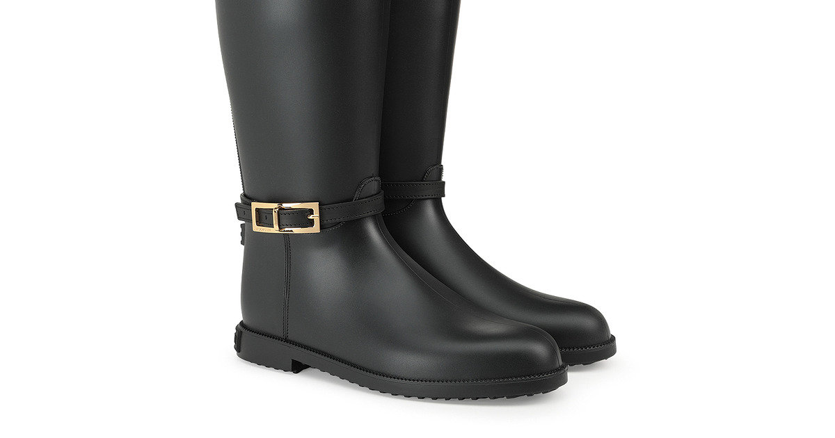 もう雨の日の靴選びに迷わない! 【セルジオ ロッシ】の新作レイン