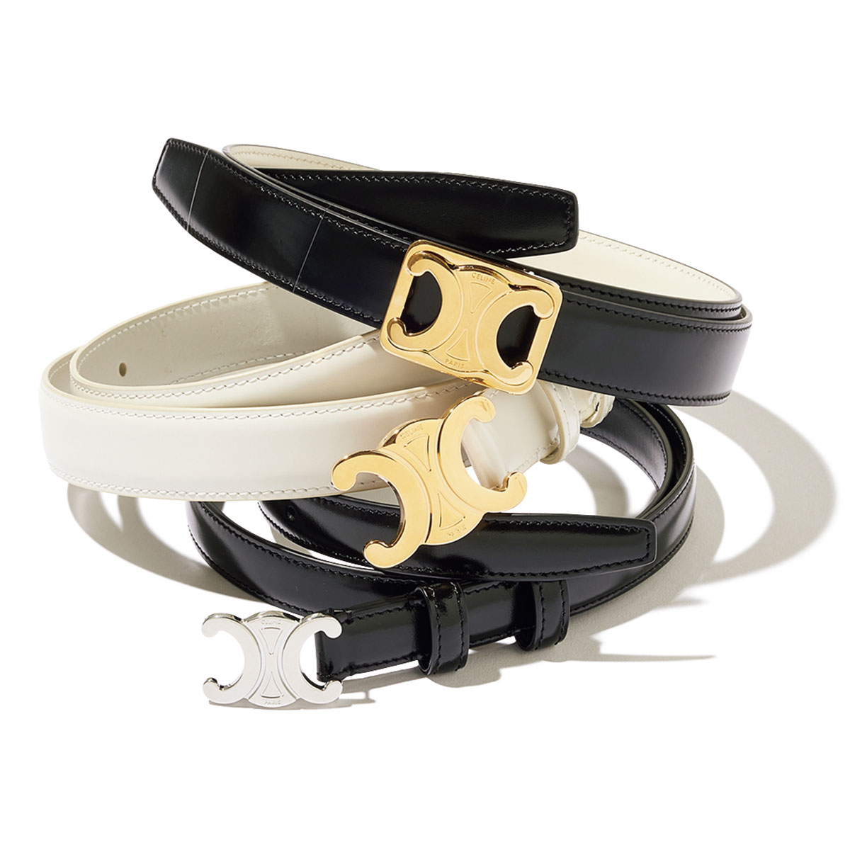 セリーヌ】バックルのトリオンフが印象的なベルトはブランドロゴベルト